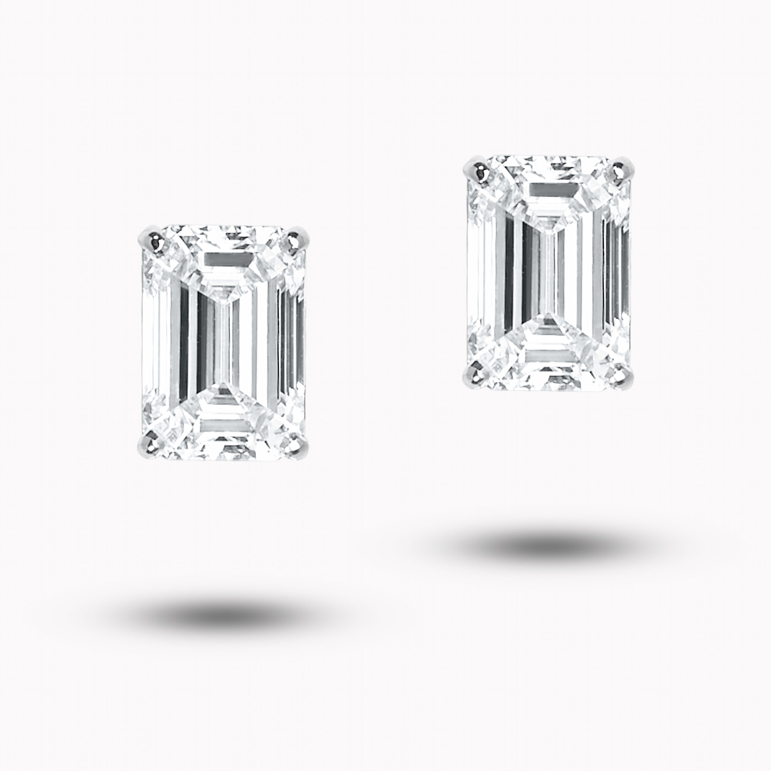Emerald-Cut Diamond Stud Earring 1.02ct+1.01ct